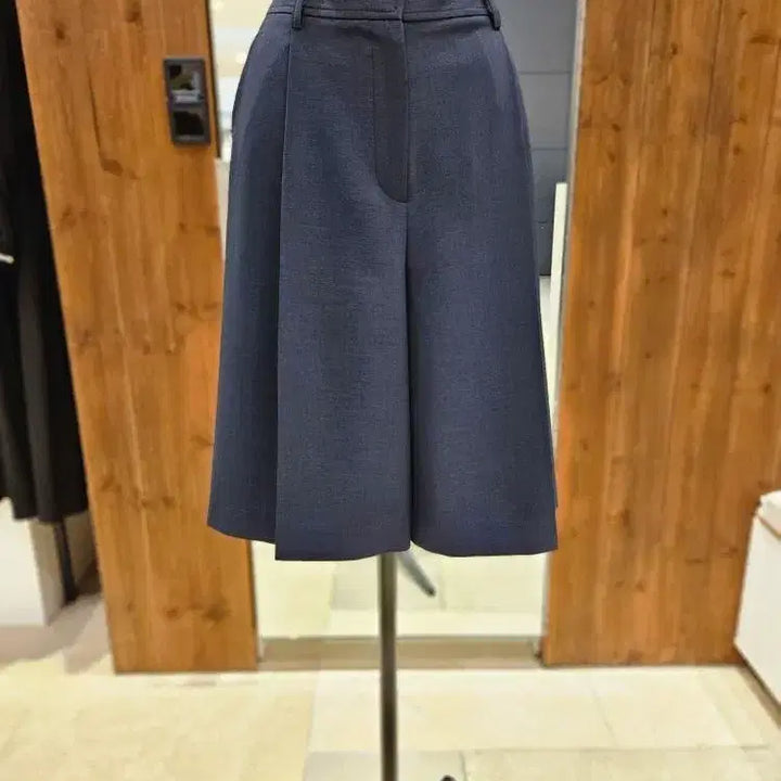 [SOLD OUT] 지컷 버뮤다 팬츠 S
