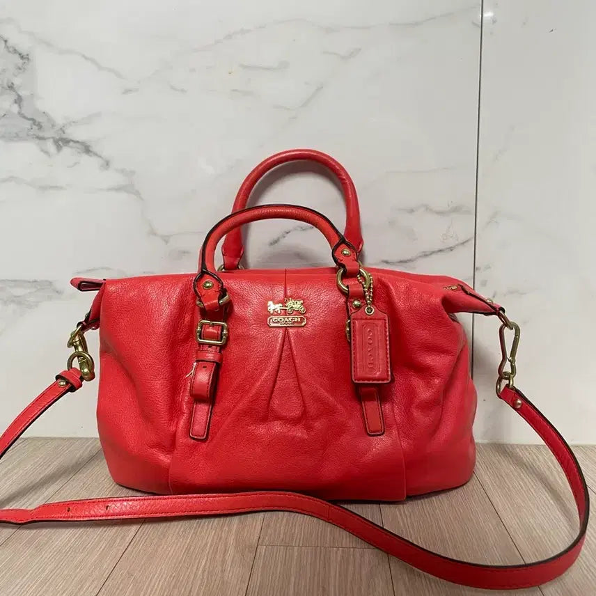 [BUNJANG] COACH Red Leather Tote Bag / COACH 정품 레드 가방(소가죽)