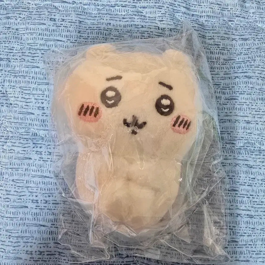 [BUNJANG] Chiikawa Seated Plush Doll / 치이카와 앉은 누이 인형