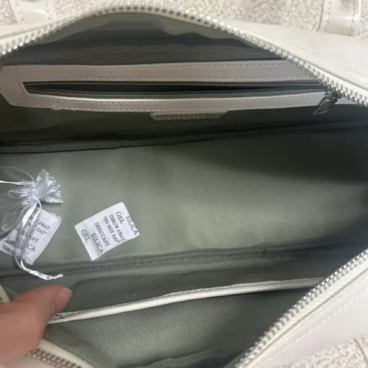 [BUNJANG] Heeri Ivory Baguette Bag / 히어리 바게트백 아이보리