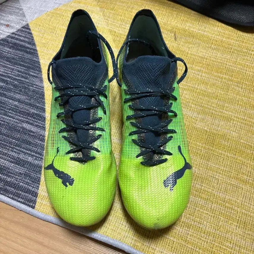 [BUNJANG] Puma Ultra 1.3 FG/AG Underlight Soccer Cleats / 푸마 울트라 1.3 FG/AG 언더라이트 초경량 축구화 축구 풋살