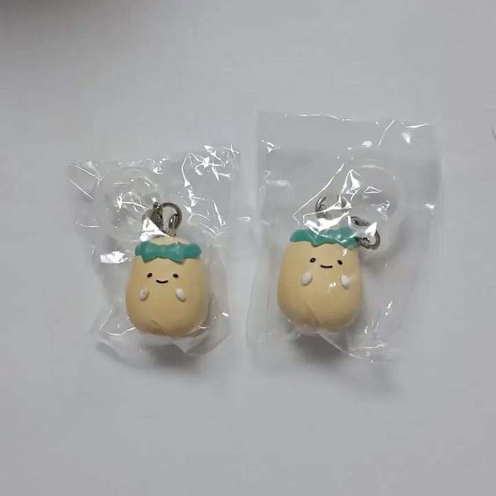 [BUNJANG] Buseol Gamja Set of 2 Face Wash Keyrings / 부실감자 세수키링 일괄