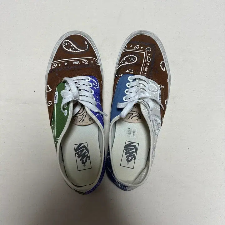 [BUNJANG] Vans Paisley Sneakers - Size 280 / 반스 페이즐리 280