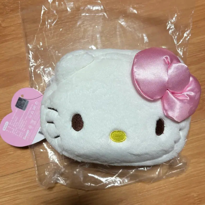 [SOLD OUT] 산리오 헬로키티 엔젤 파우치 핑크