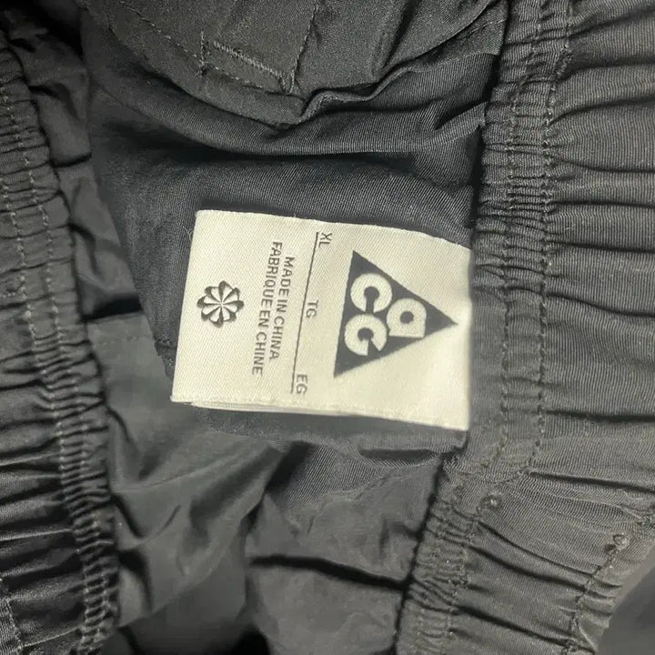 [SOLD OUT] 나이키 ACG 블랙 트레일 쇼츠 XL (CZ6705-014)