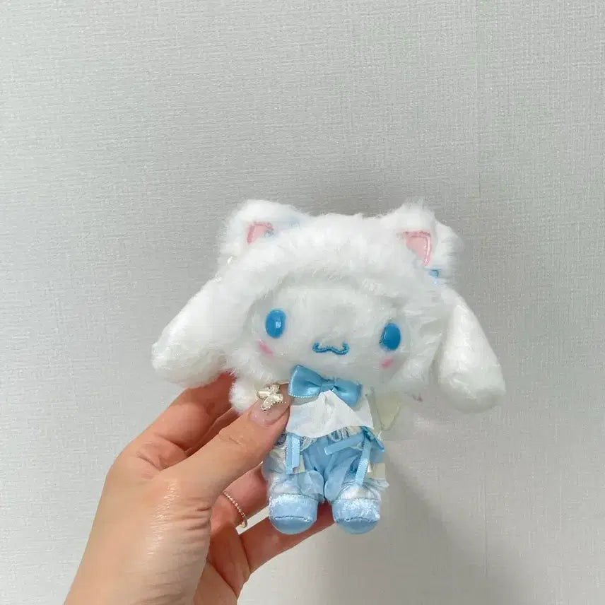 [BUNJANG] Sanrio Cinnamoroll Plush Keychain Mascot / (새상품) 산리오 시로네코 시나모롤 인형 키링 마스코트