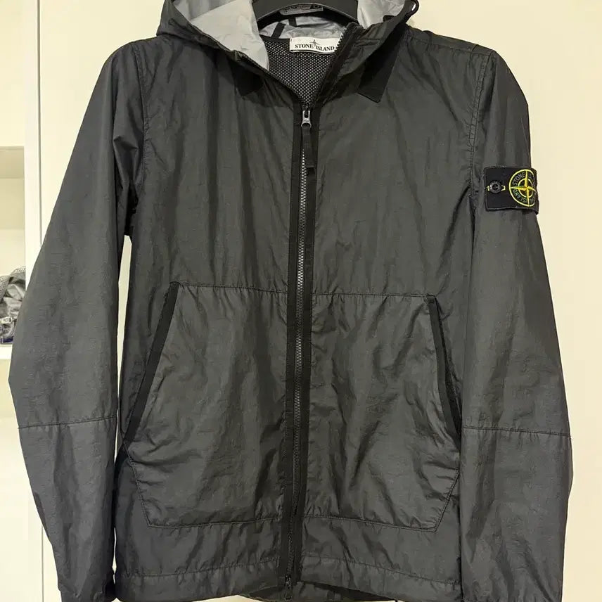 [BUNJANG] Stone Island Membrana Windbreaker Jacket / 21ss 스톤아일랜드 멤브라나 바람막이