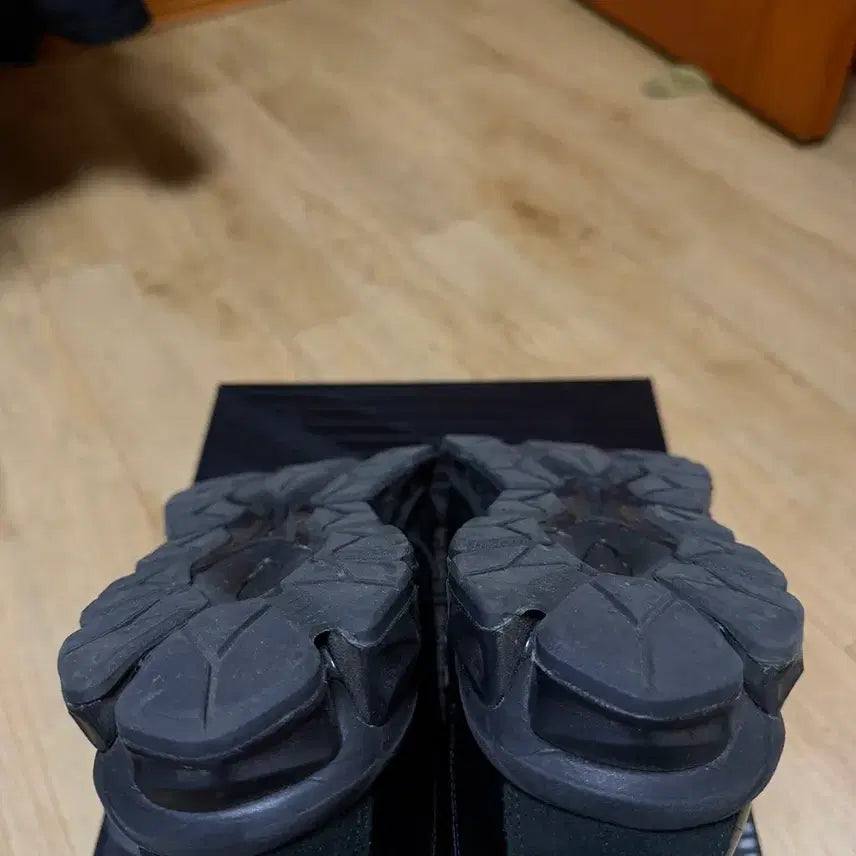 [BUNJANG] Asics x The Soloist Gel Quantum 360 Sneakers / 아식스x더솔로이스트 / 젤퀀텀 360 블랙 / 280