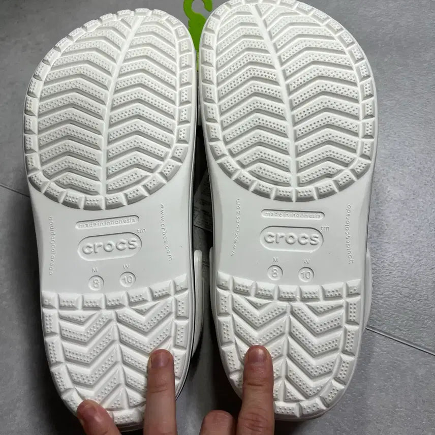 [BUNJANG] Crocs Classic Clog White / M8/W10 (265mm) 크록스 클로그 화이트
