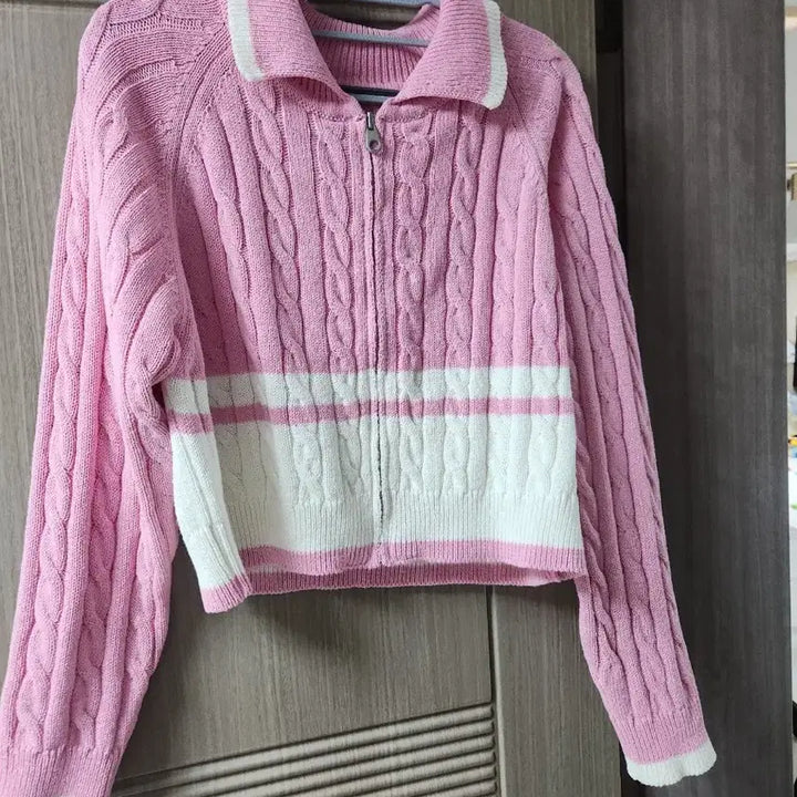 [BUNJANG] Mixxmix Twist Knit Cardigan / 믹스인 꽈배기 니트 가디건