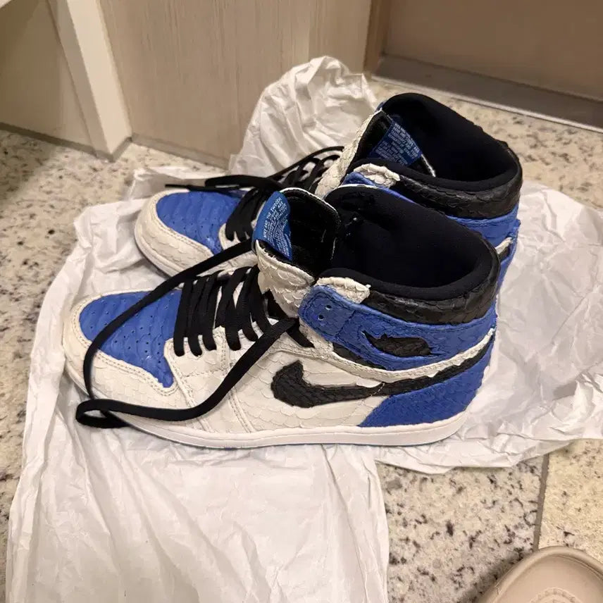 [BUNJANG] Nike Jordan Python Custom Sneakers / 나이키 조던 파이톤 뱀피 커스터