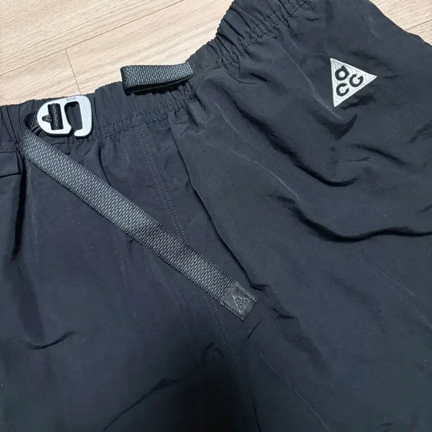 [SOLD OUT] 나이키 ACG 트레일 쇼츠 블랙 다크 스모크 그레이 M