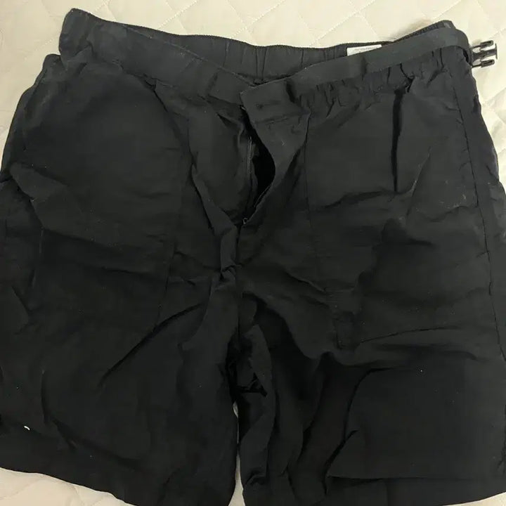 [BUNJANG] Unbranded Strap Shorts / 무탠다드 스트랩 팬츠