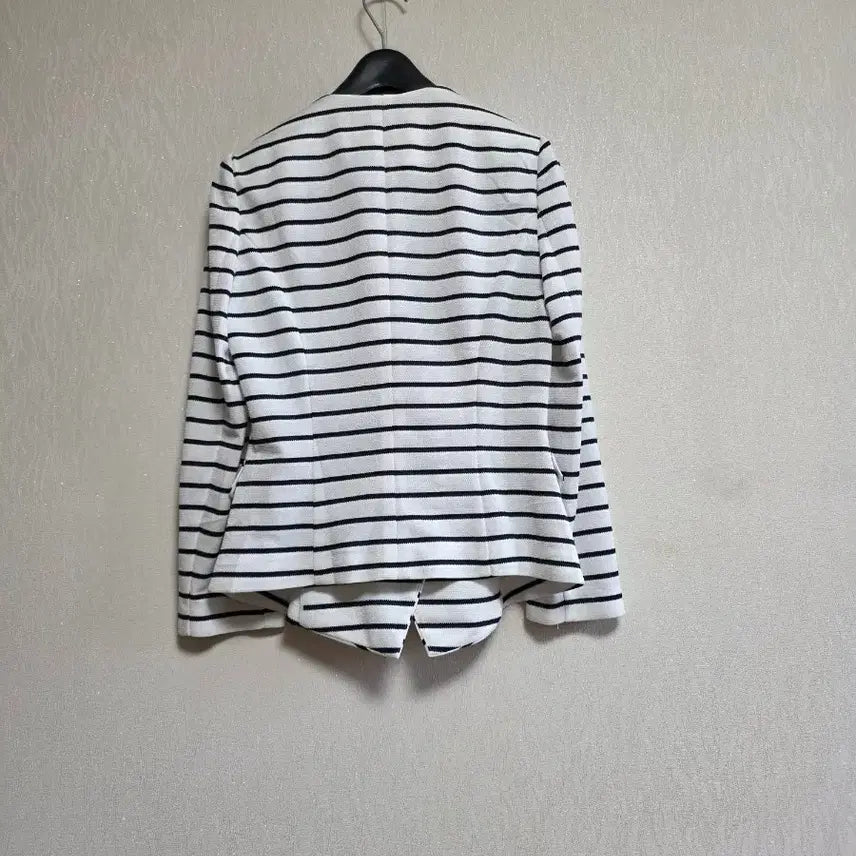 [BUNJANG] Kkuz Stripe Jacket / 꾸즈 스트라이프 자켓