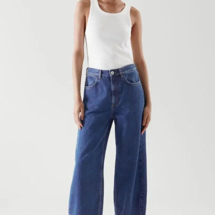 [BUNJANG] COS Relaxed Barrel Leg Jeans - Size 29 - Blue / COS 코스 릴렉스드 배럴 레그 진 SIZE 29