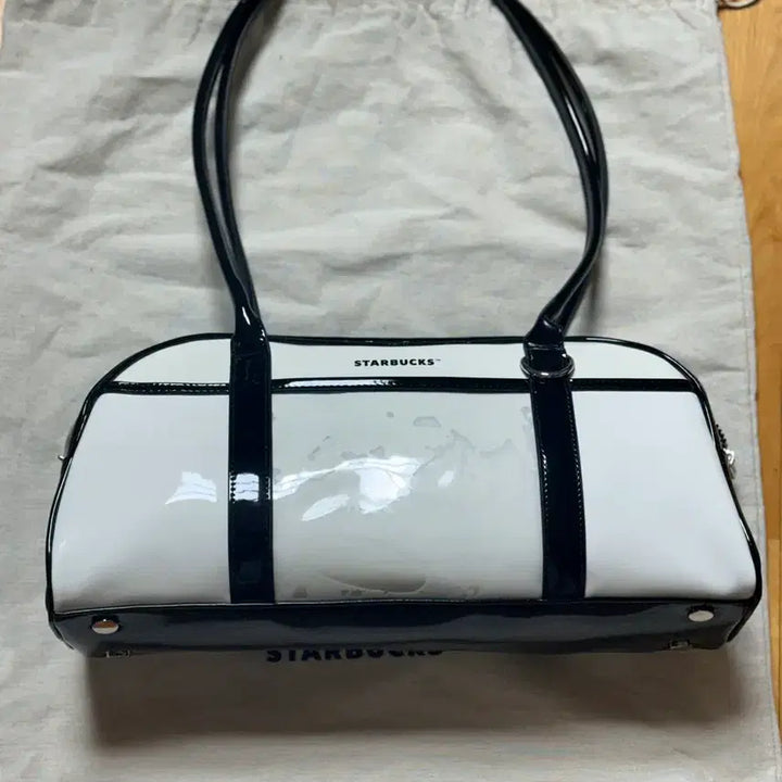 [SOLD OUT] 스타벅스xkbo 스포츠백