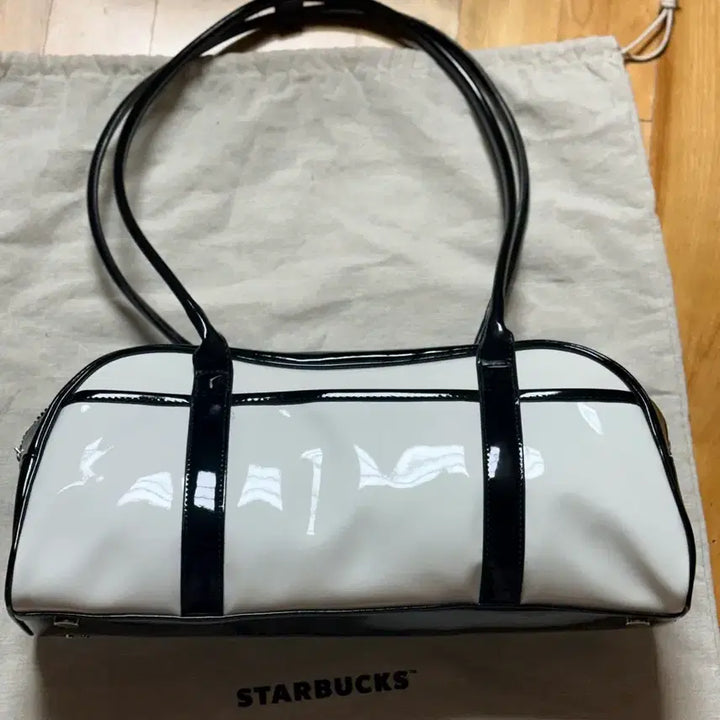 [SOLD OUT] 스타벅스xkbo 스포츠백