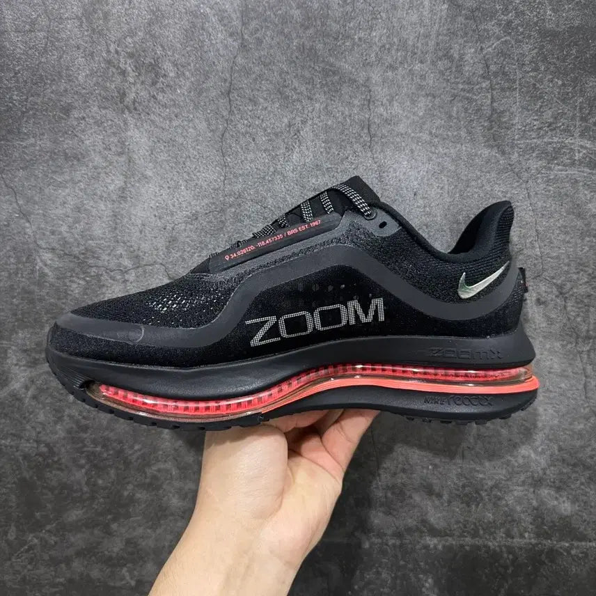 [SOLD OUT] 나이키 에어 줌 페가수스 블랙 운동화 사이즈: 270