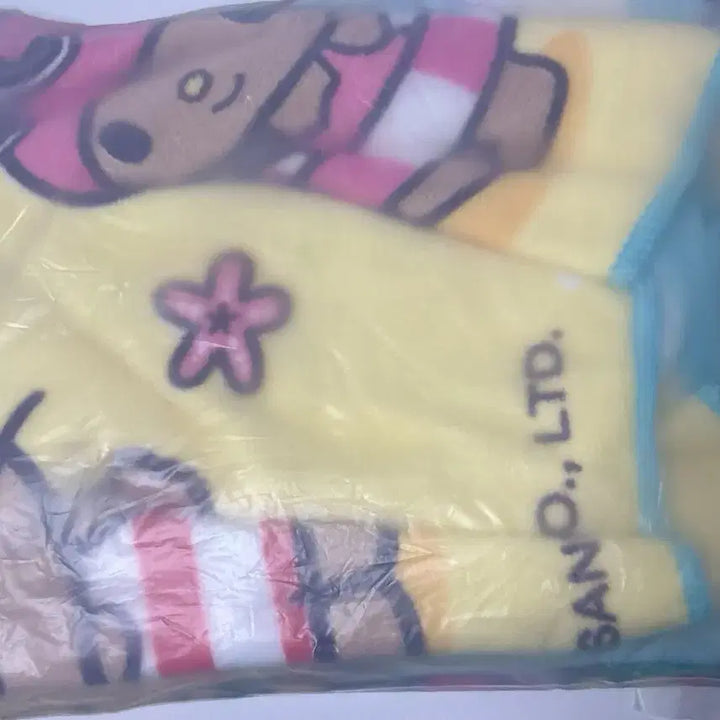 [BUNJANG] Olive Young Sanrio Collaboration Beach Towel (Tanning Kitty Design) / 올리브영 산리오 콜라보 비치타월 태닝키티 비치타올
