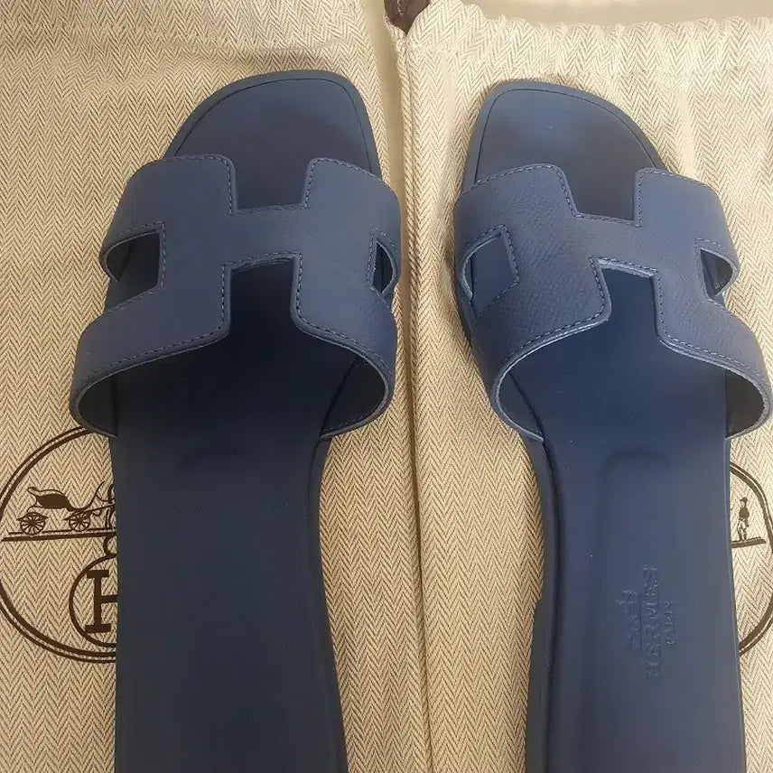[BUNJANG] Hermes Oran Navy Slippers / 에르메스 오란 슬리퍼 네이비 36사이즈 판매합니다.