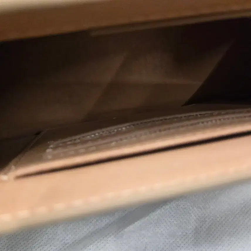[BUNJANG] Natural Leather Beige Crocodile Pattern Tote Shoulder Bag / 천연가죽 베이지 악어패턴  토트 숄더백 새제품