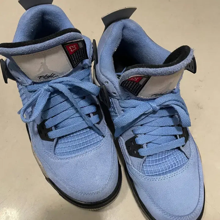 [BUNJANG] Nike Jordan 4 University Blue Sneakers / 235) 조던4 유니버시티 블루 크림