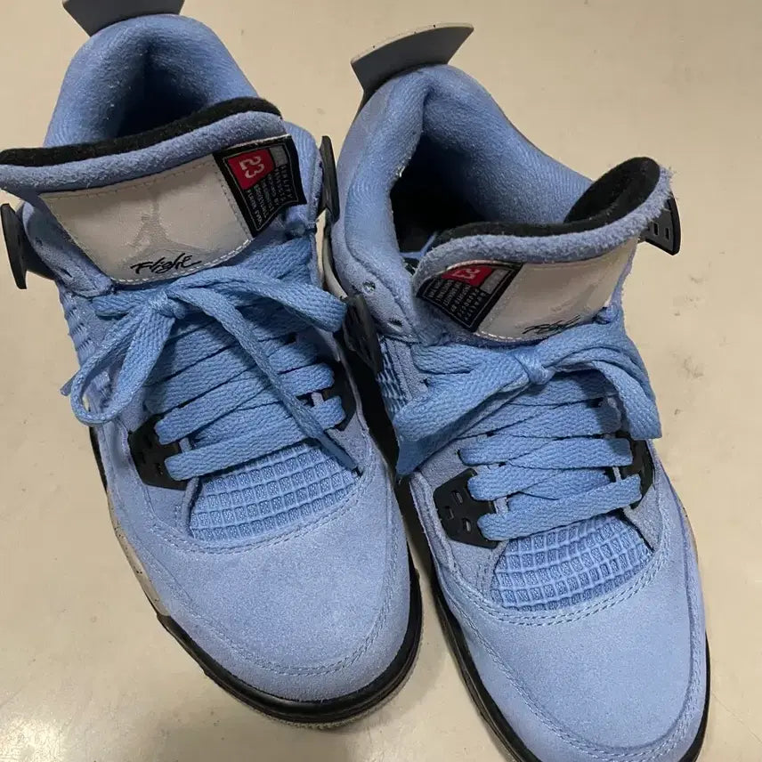 [BUNJANG] Nike Jordan 4 University Blue Sneakers / 235) 조던4 유니버시티 블루 크림