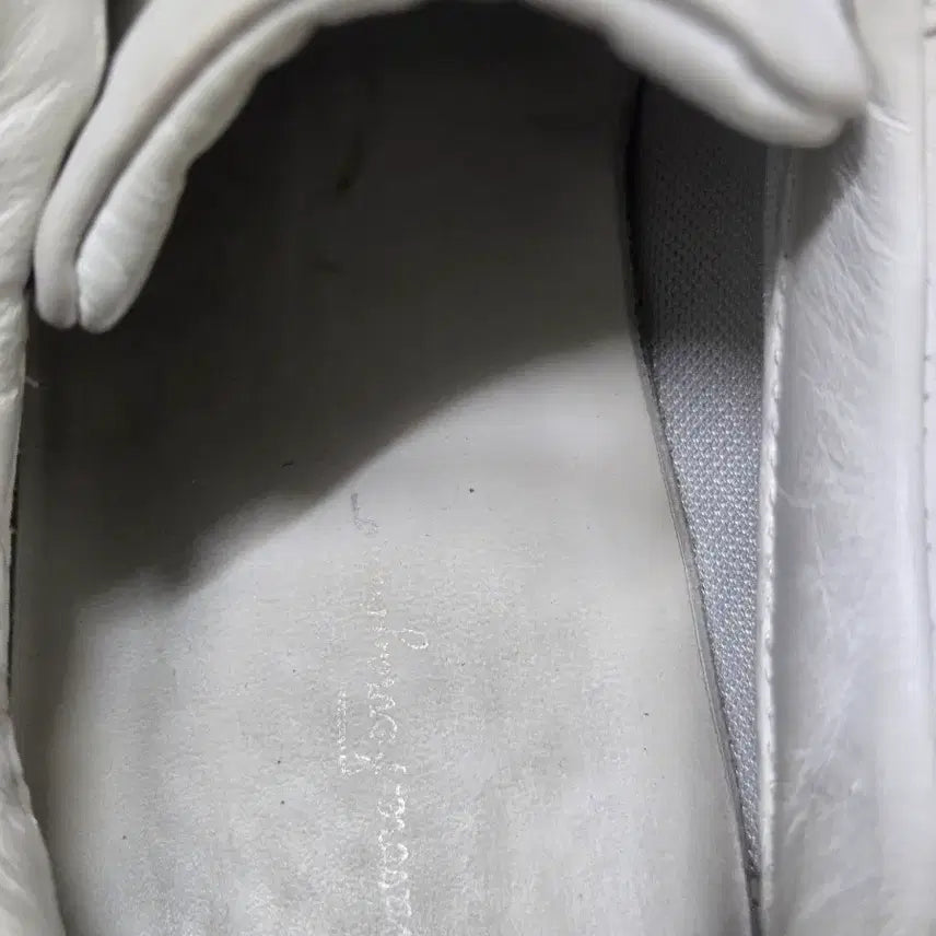 [BUNJANG] Ferragamo Gancini Sneakers (Size 260-265) Shoes / 페라가모 간치니 스니커즈 260~265 (표기41)