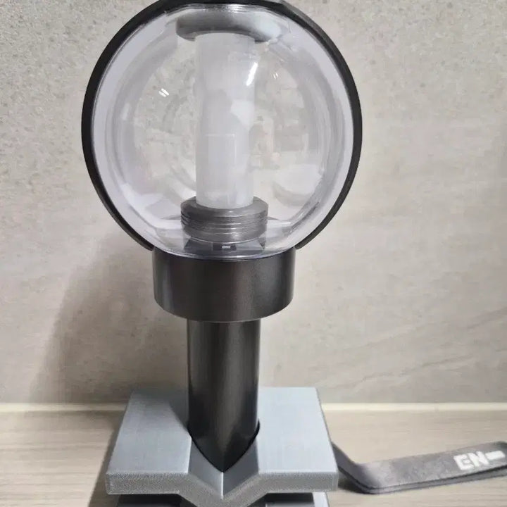 [BUNJANG] ENHYPEN Light Stick Stand / 엔하이픈 응원봉 &