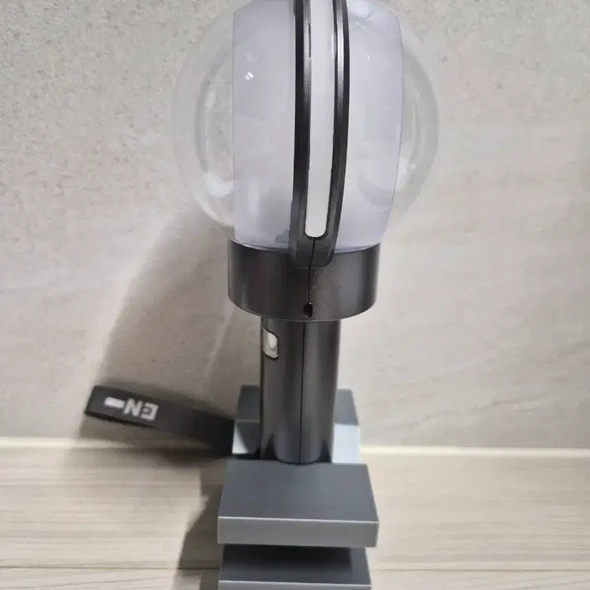 [BUNJANG] ENHYPEN Light Stick Stand / 엔하이픈 응원봉 &