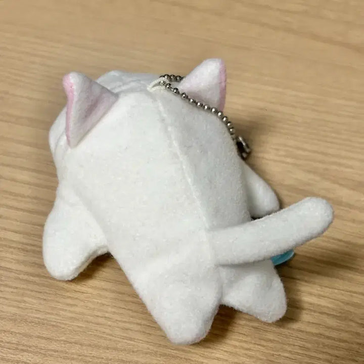 [BUNJANG] White Cat Mamegoma Keychain / 화이트네코 고양이 마메고마 키링