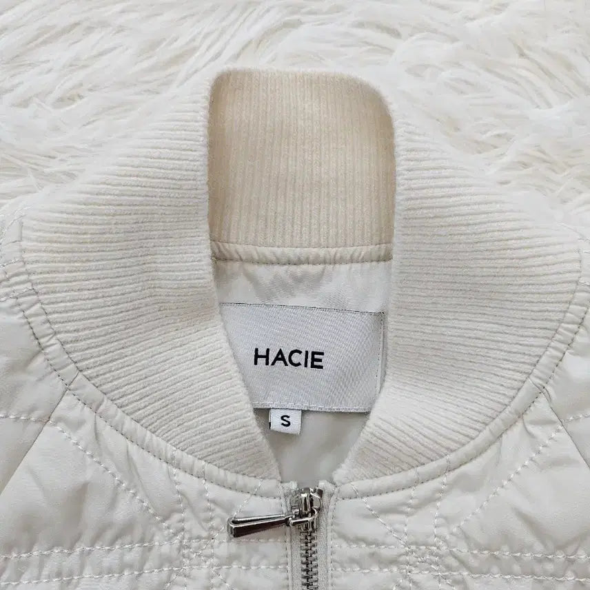 [BUNJANG] Hacie Quilting Short Sleeve Jacket Ivory S / HACIE 퀼팅 반팔 자켓 아이보리 S
