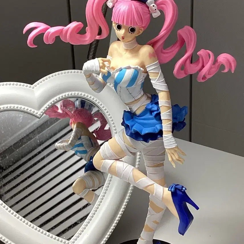 [BUNJANG] One Piece Perona Sweet Style Figure - Type A / 원피스 페로나 Sweet Style 피규어 - A타입