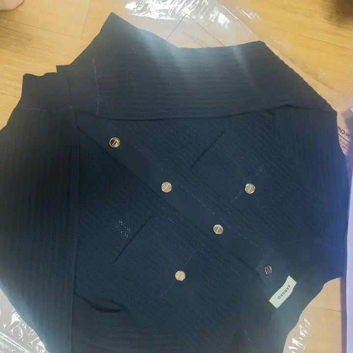 [BUNJANG] Sandro Flap Button Cardigan / 산드로 플랩 버튼 가디건