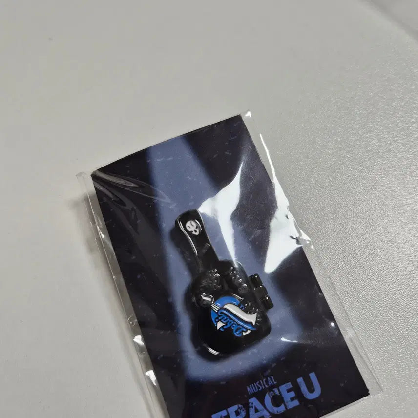 [BUNJANG] Trace You Hinge Badge / 트레이스유 경첩 뱃지