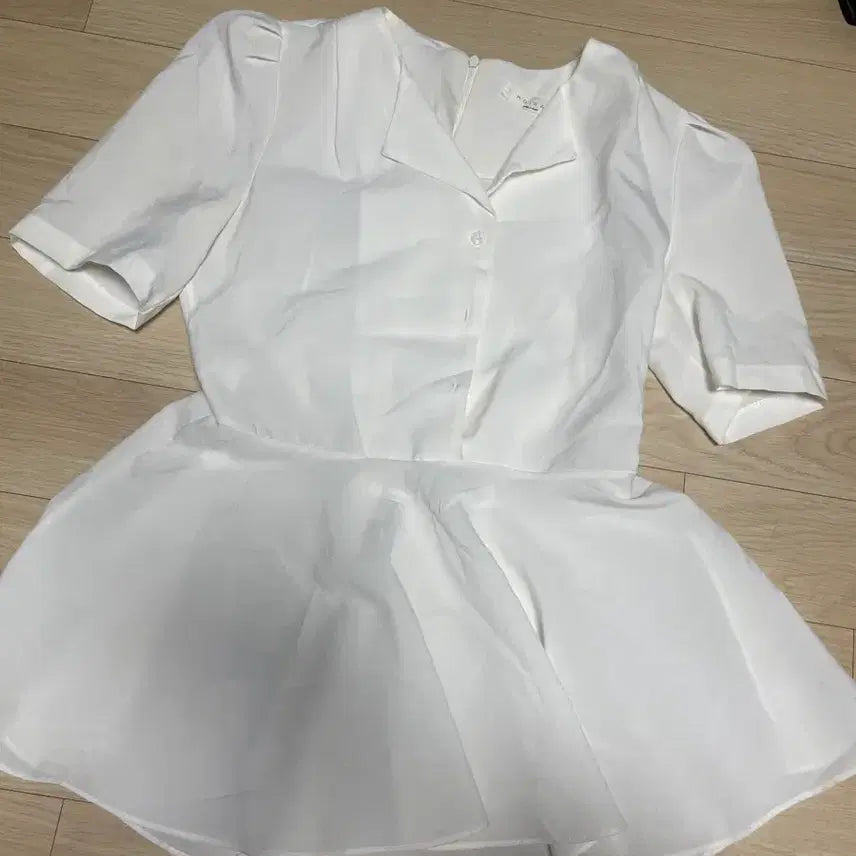 [BUNJANG] Blouse / 롯백구매 블라우스 새것 마지막가격