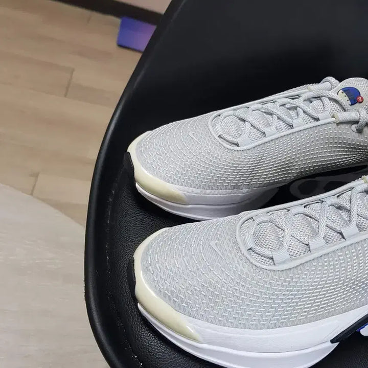 [BUNJANG] Nike Air Max Gray Sneakers (285mm) / 나이키 운동화 회색 에어맥스 스타일 285