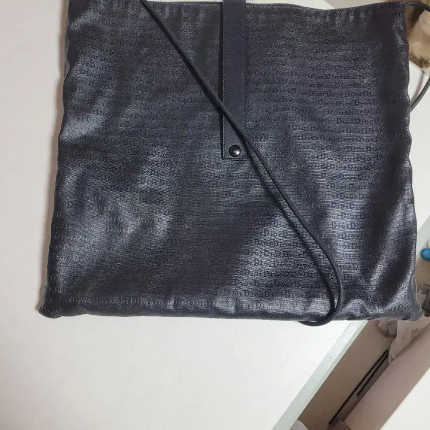 [SOLD OUT] 디올 Dior 로고 숄더백 블랙