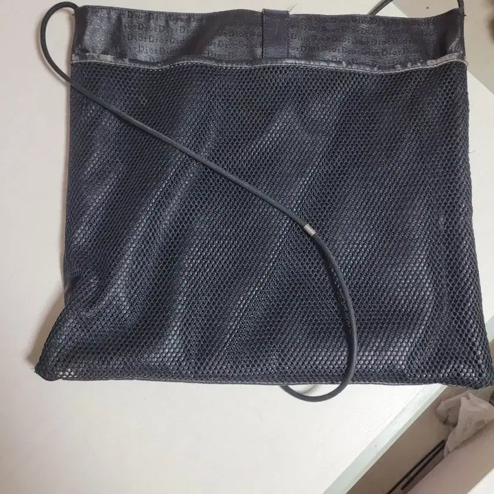 [SOLD OUT] 디올 Dior 로고 숄더백 블랙