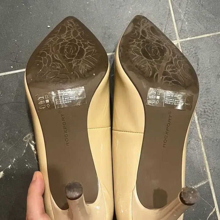 [SOLD OUT] 230 락포트 베이지 구두 웨딩슈즈 펌프스 힐 7.5cm굽