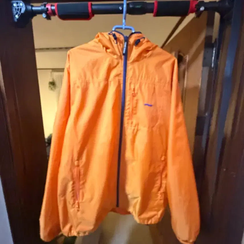 [BUNJANG] Yeseyesee Windbreaker Jacket / 예스아이씨 바람막이