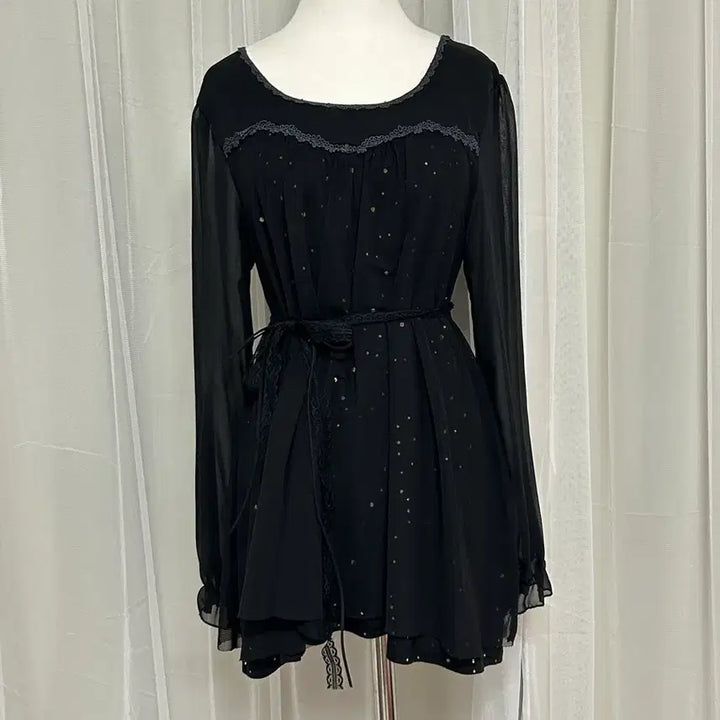 [BUNJANG] Axis Palm Sequin Glitter Top / 엑시즈팜 시스루 스팽글 글리터 탑 공겜여주 고스 고딕