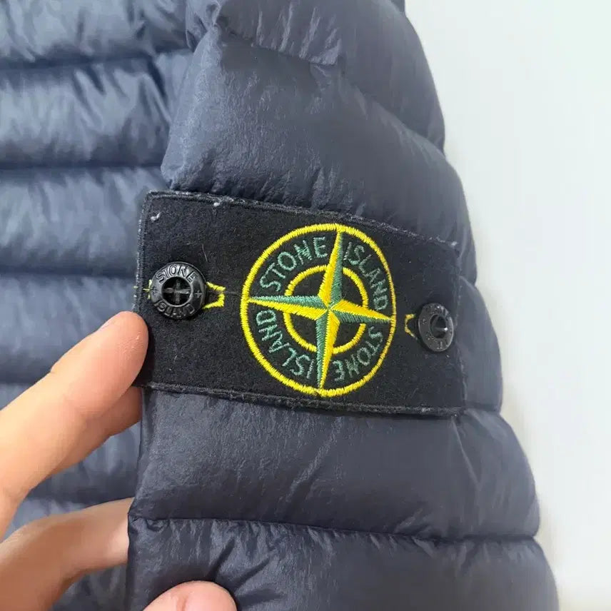 [BUNJANG] Stone Island Lightweight Padded Jacket / 23fw 스톤아일랜드 경량패딩