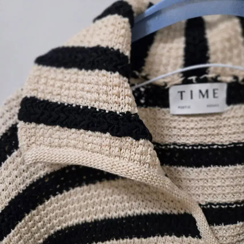 [BUNJANG] TIME Striped Knit Sweater / TIME 타임 스트라이프 니트