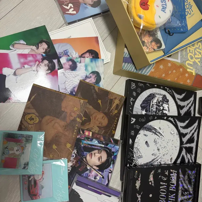 [BUNJANG] Stray Kids SKZOO Bundle Set / 스키즈 스키주 제품 및 앨범 일괄 처분