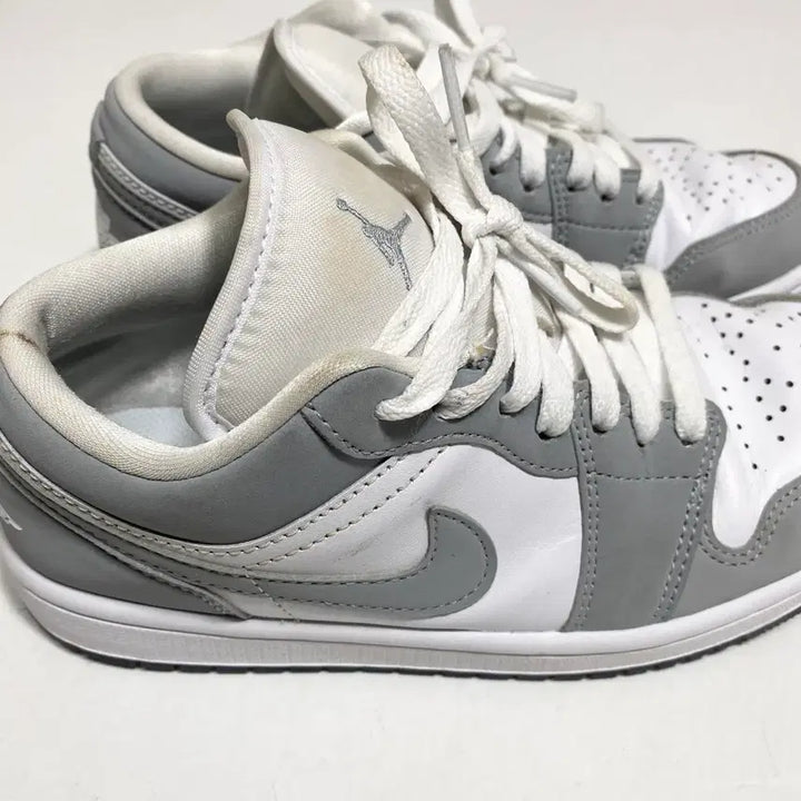 [BUNJANG] Nike Air Jordan 1 Low (235) / 나이키 에어 조던 1 로우 235