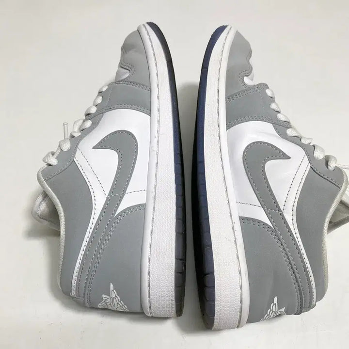 [BUNJANG] Nike Air Jordan 1 Low (235) / 나이키 에어 조던 1 로우 235