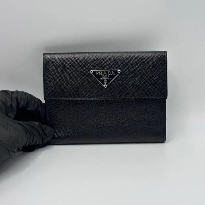 [BUNJANG] Prada Vintage Bifold Wallet / [정품] 프라다 반지갑 빈티지