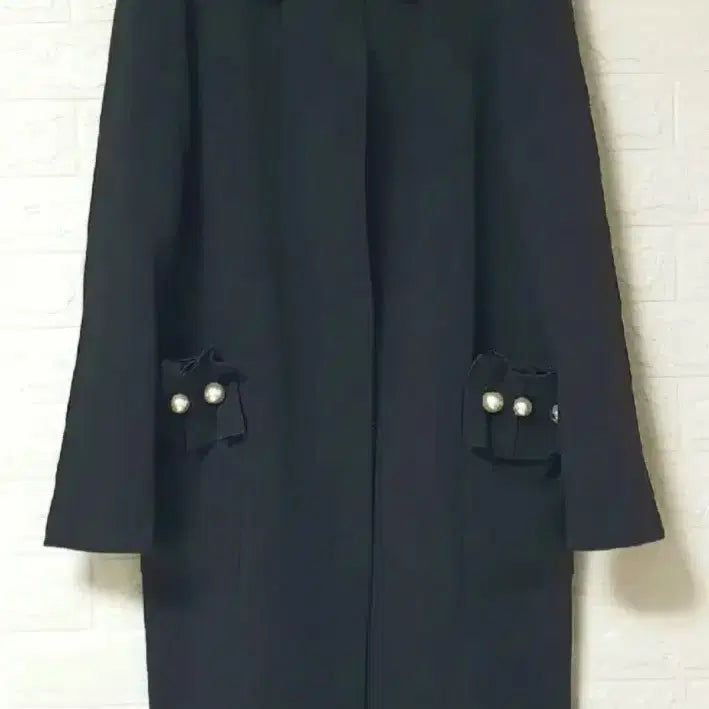 [BUNJANG] O!zocen Pearl Detail Black Coat / 오즈세컨 진주코트/66