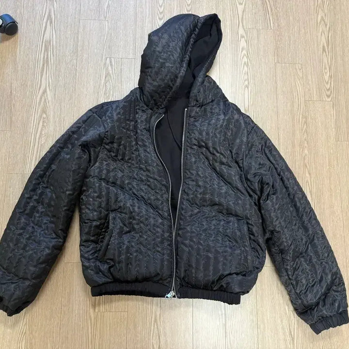 [BUNJANG] Massnoun Peach Work Hood Reversible Jumper Black / [M] 매스노운 피치 워크 후드 리버시블 점퍼 블랙